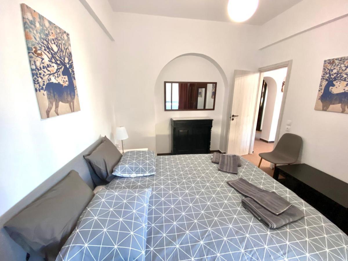 Classic 2 Bedroom Apartment Next To Metro - Marousi Atina Dış mekan fotoğraf