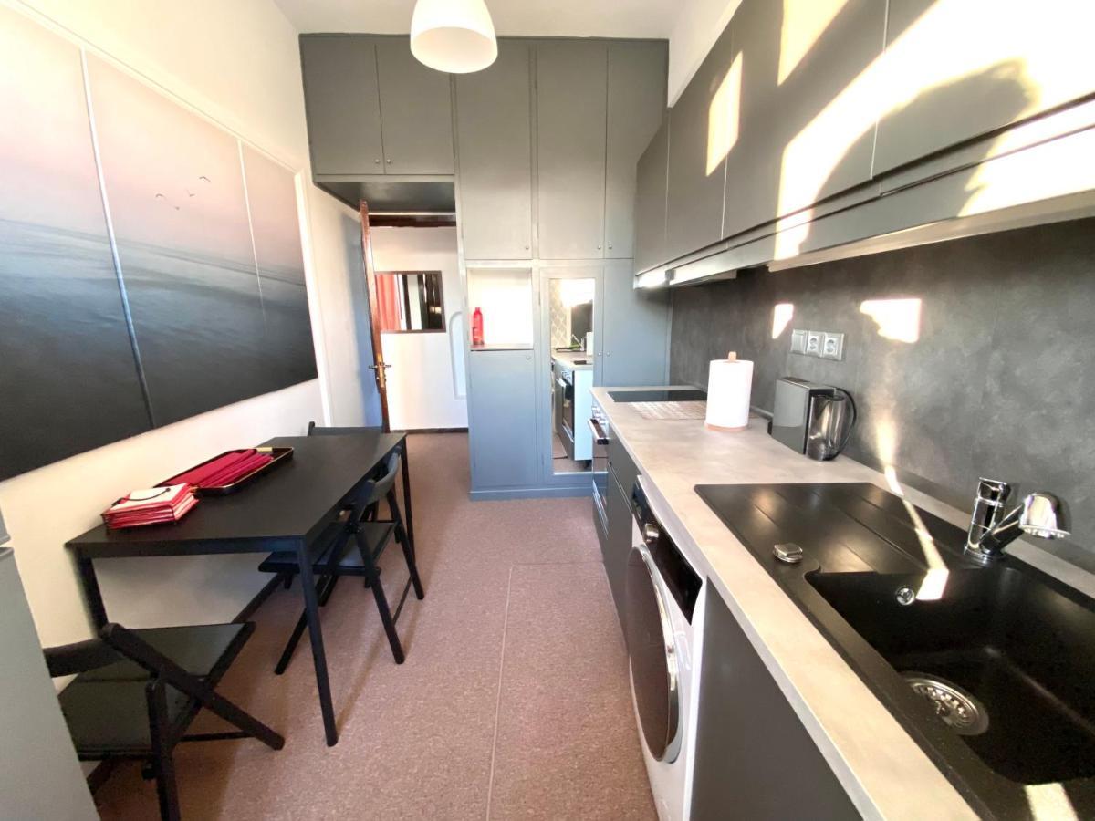 Classic 2 Bedroom Apartment Next To Metro - Marousi Atina Dış mekan fotoğraf